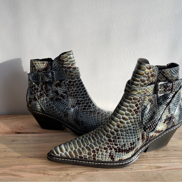 Donald J. Pliner- Western Couture Bootie - Picture 7 of 15